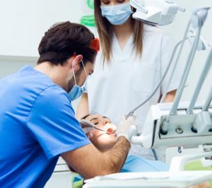 تحصیل رایگان دندانپزشکی در فرانسه