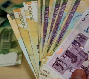 مشاوره با موکلان و پرداخت هزینه مربوطه